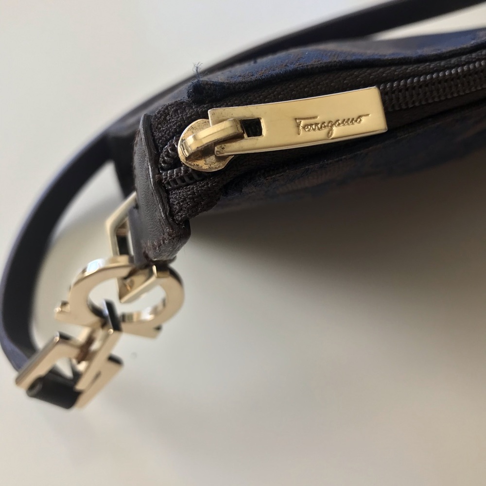 SALVATORE FERRAGAMO Vintage Mini Bag EUC! - Picture 10 of 12